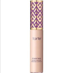 Tarte shape tape concealer in shade light